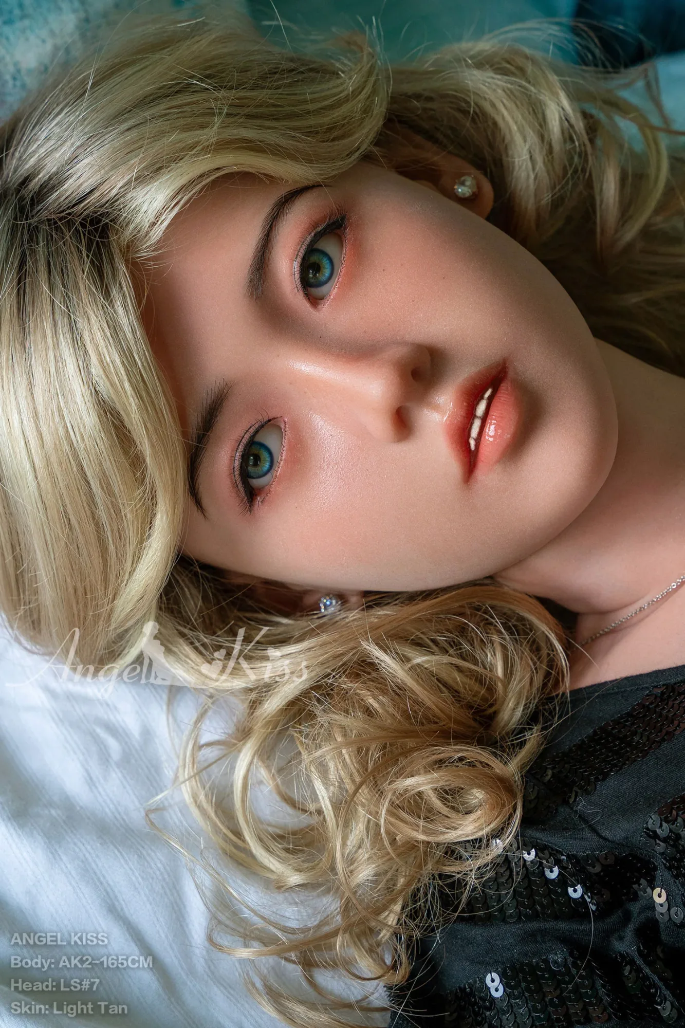 AK Doll 165cm - Thea view 2