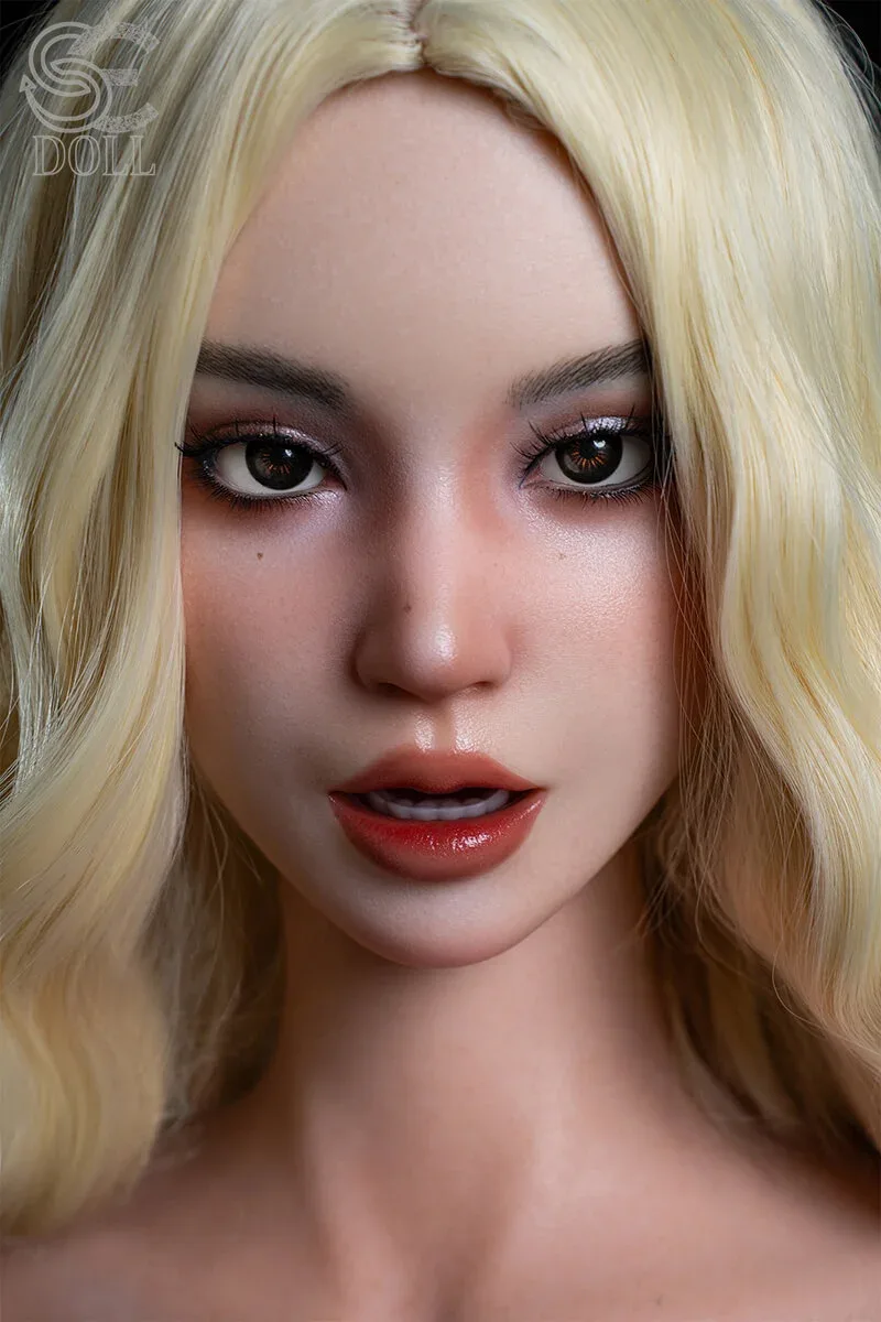 SE Doll T114cm Silicone F cup - Isla Kane view 6
