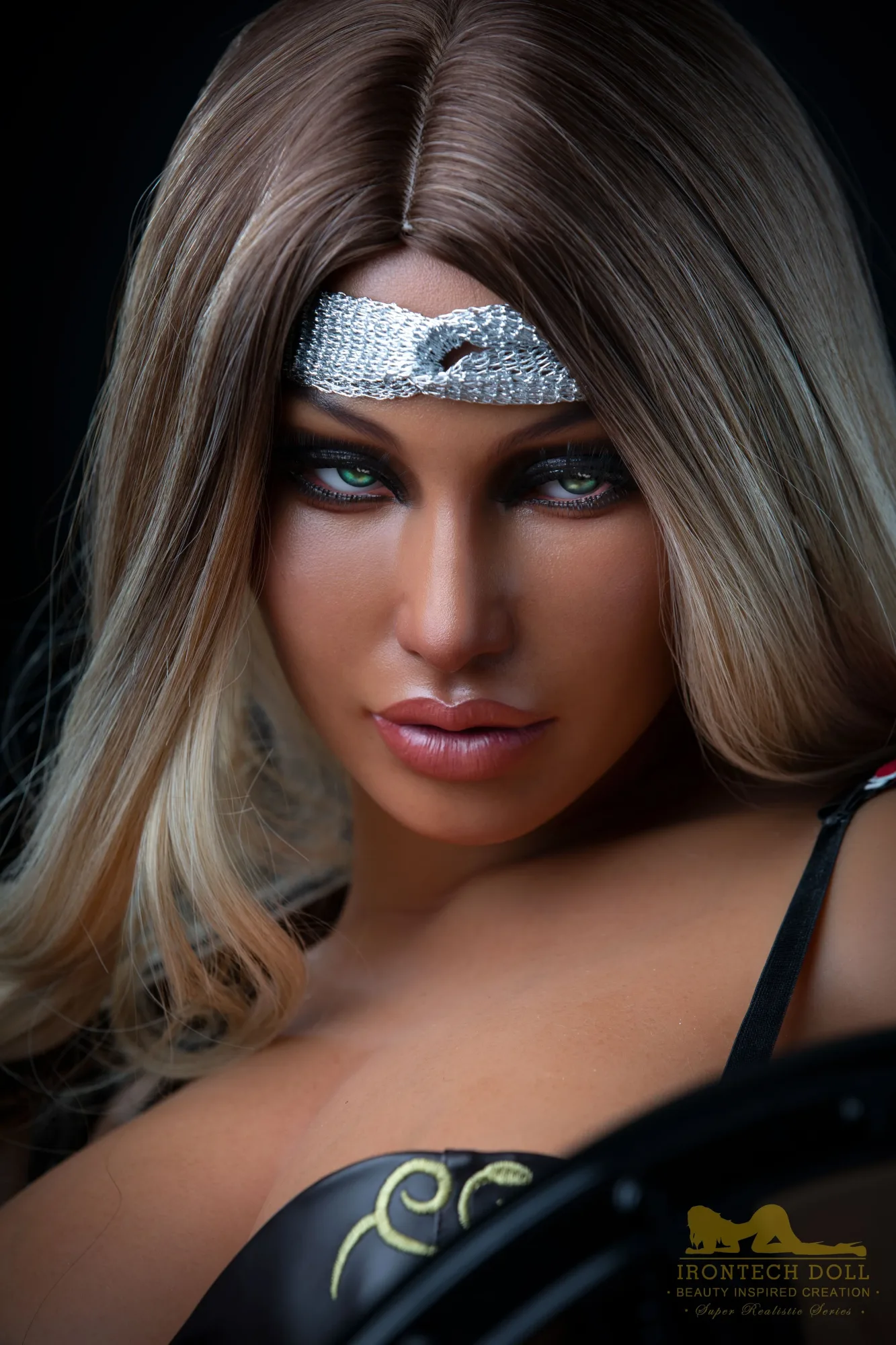 Irontech 164cm Silicone - Hedy Warrior view 3