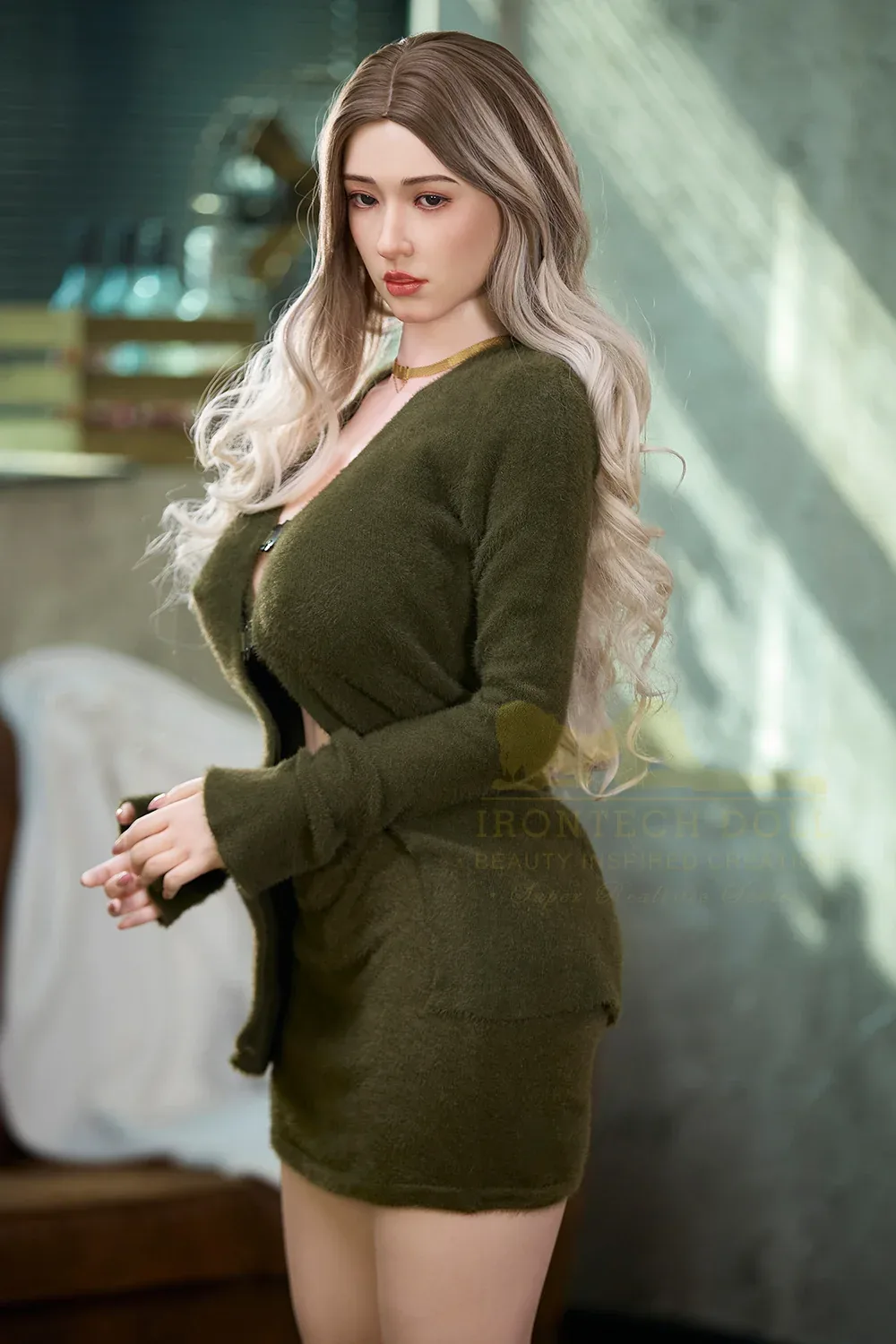 Irontech 159cm Silicone - Betty view 3