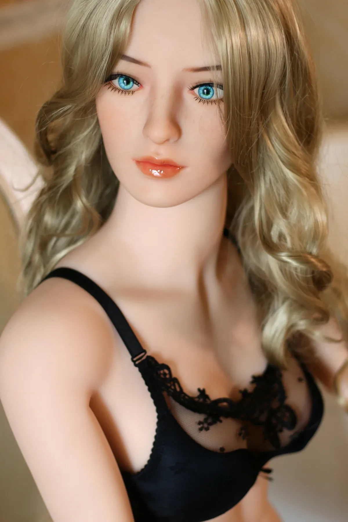 WM 153cm B cup - Bella view 4