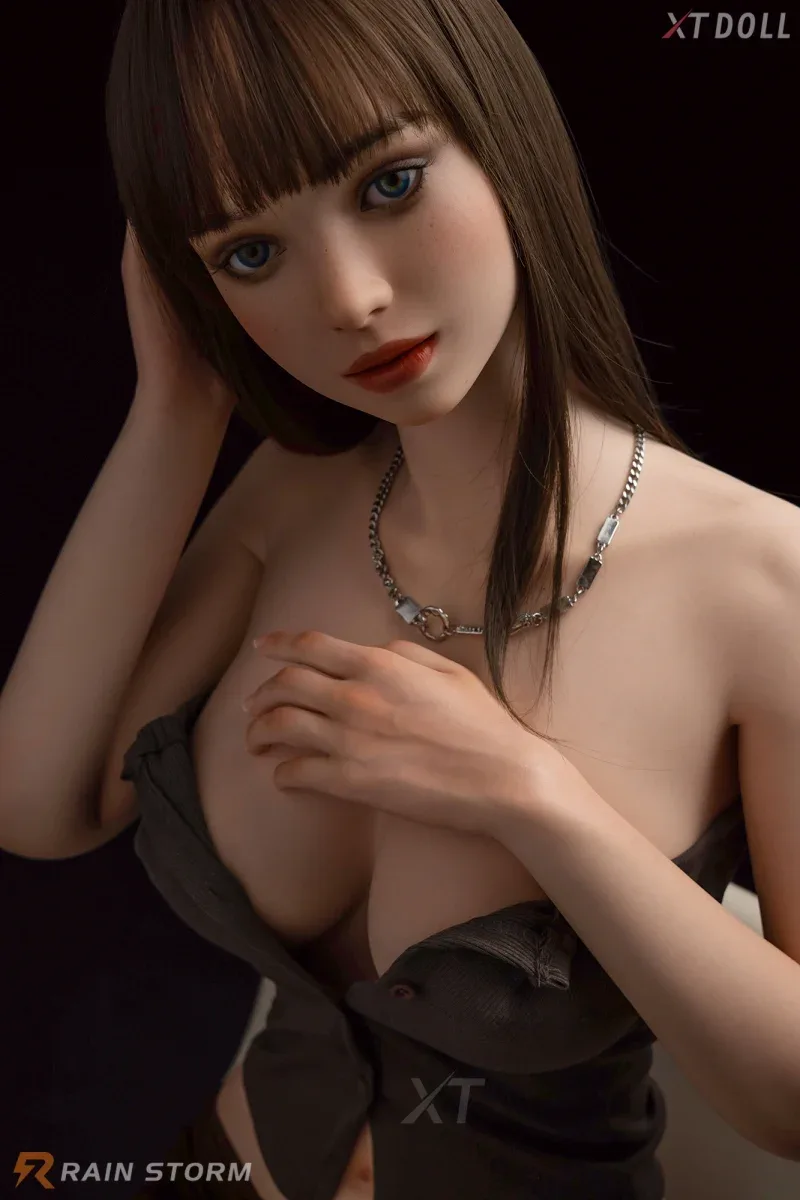 XT Doll 163cm F cup Silicone - Elena view 3