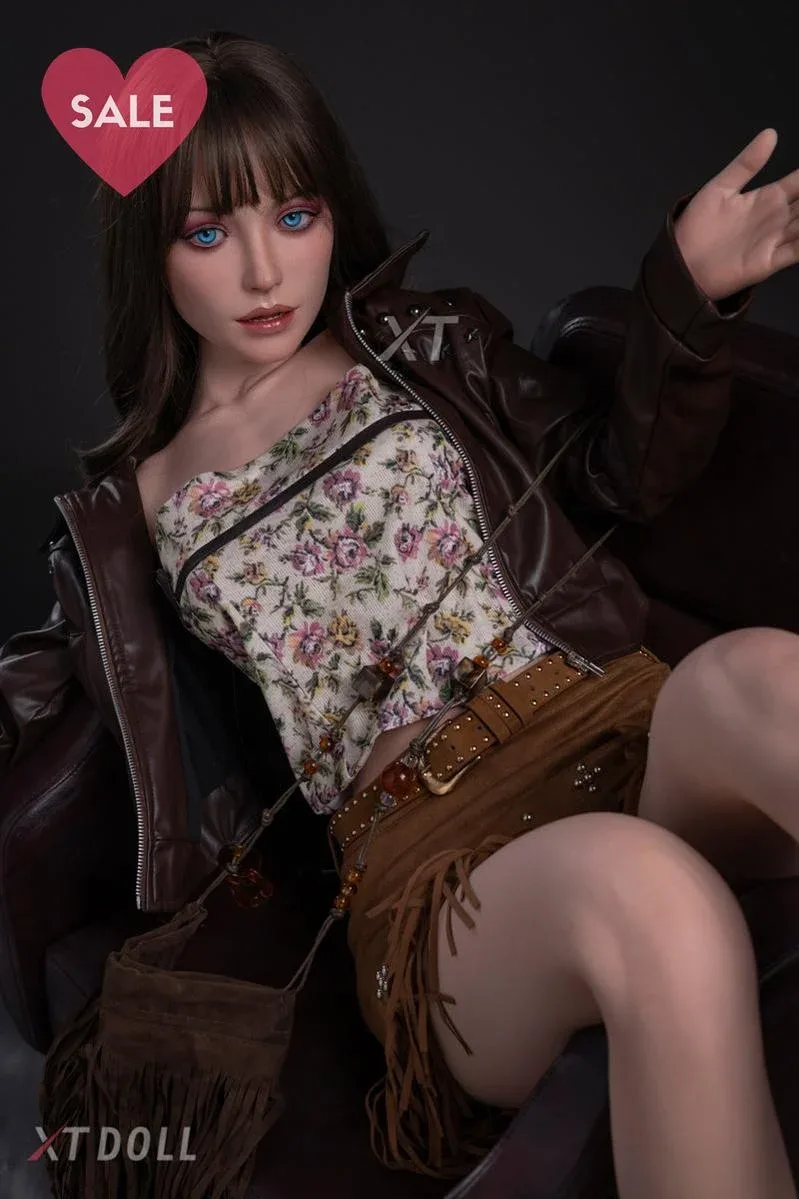 XT Doll 161cm B cup Silicone - Carey