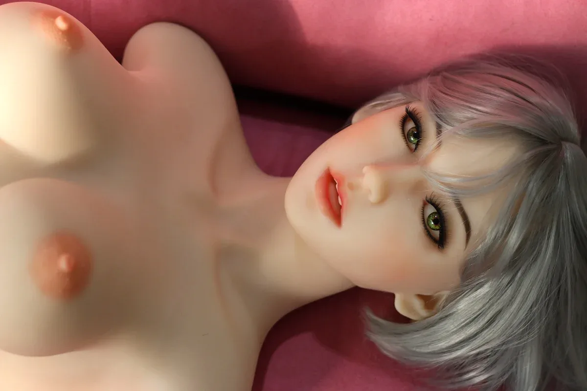 WM 82cm Torso - Lady Love view 8